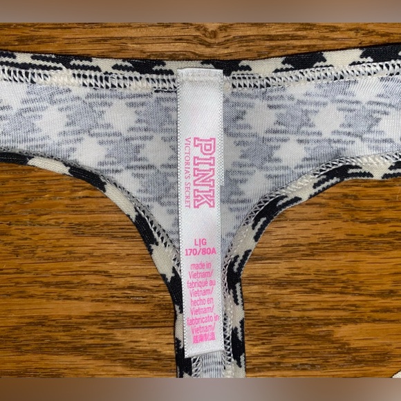Victoria’s Secret Thong Panty NWOT - Picture 3 of 4